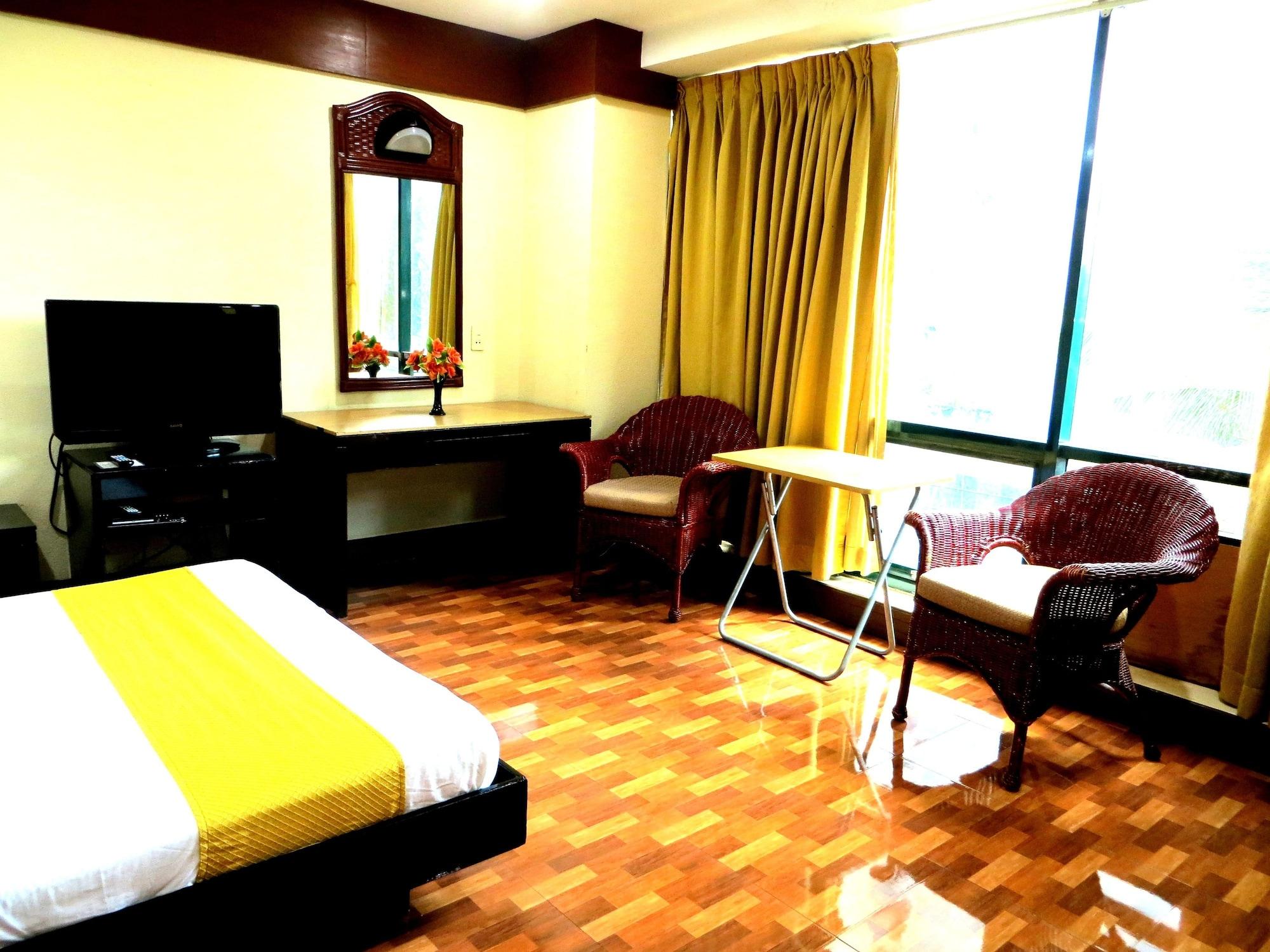 סבו Paragon Suites מראה חיצוני תמונה