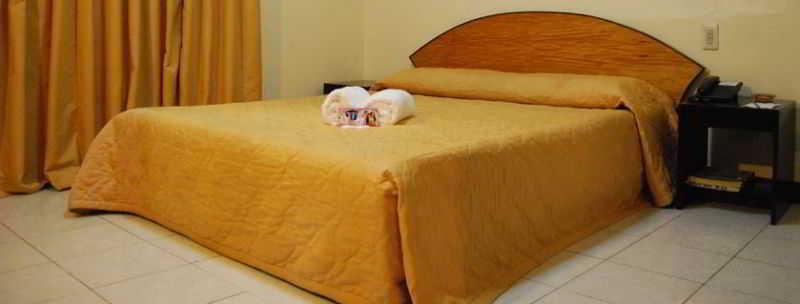 סבו Paragon Suites מראה חיצוני תמונה