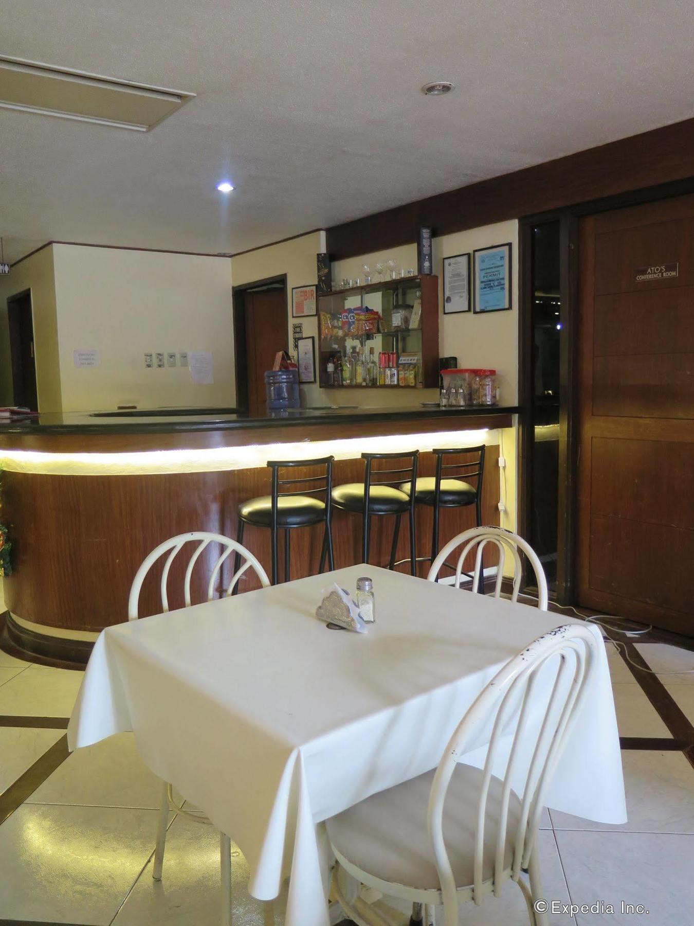 סבו Paragon Suites מראה חיצוני תמונה